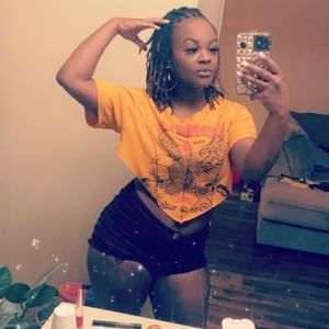 Meet your Posher, Brittany